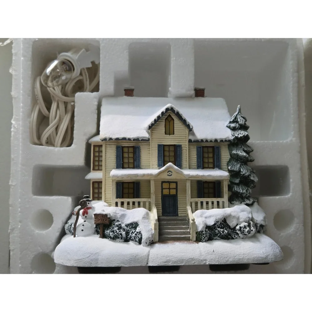 Thomas Kinkade Hawthorne Village Doctor's Office Christmas Village House A0365